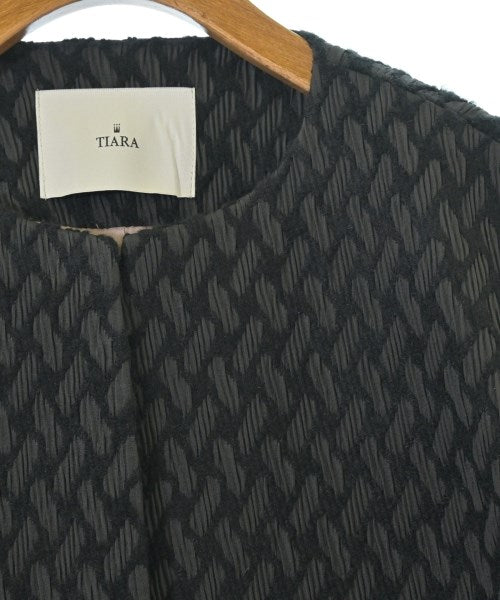 Tiara เสื้อโค้ท อื่น