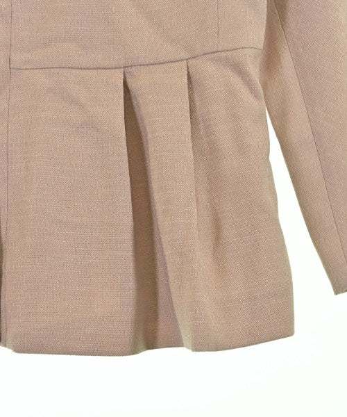 Tiara แจ็คเก็ตไม่มีปก