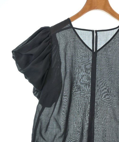 Tiara เสื้อสตรี