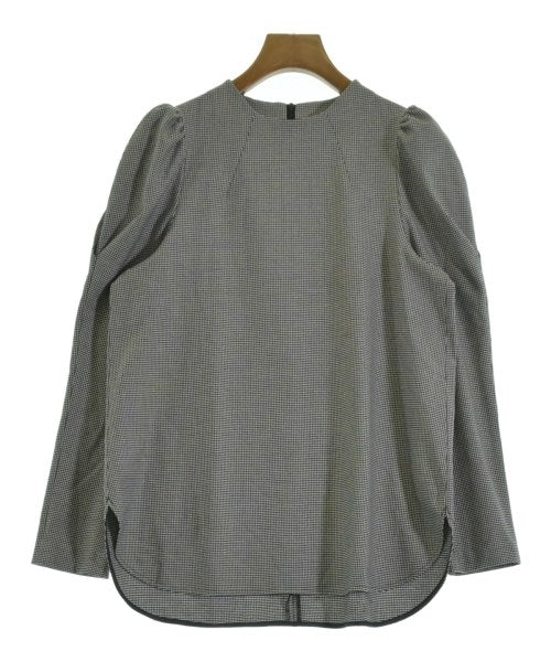 Tiara เสื้อสตรี