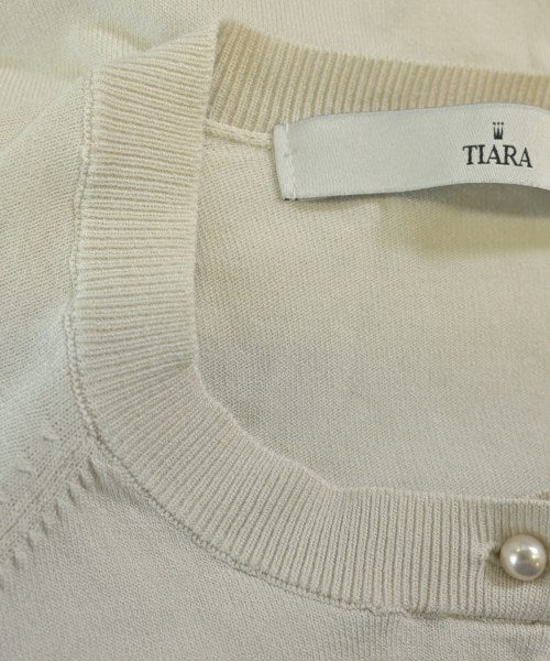 Tiara แฝด