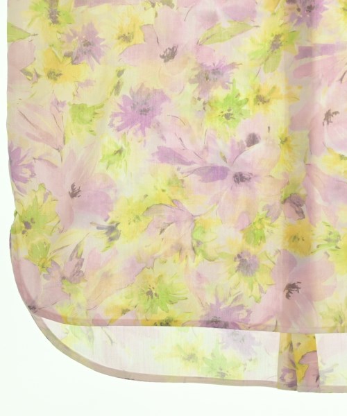 Tiara เสื้อสตรี