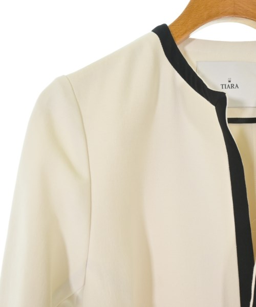 Tiara เสื้อโค้ท อื่น