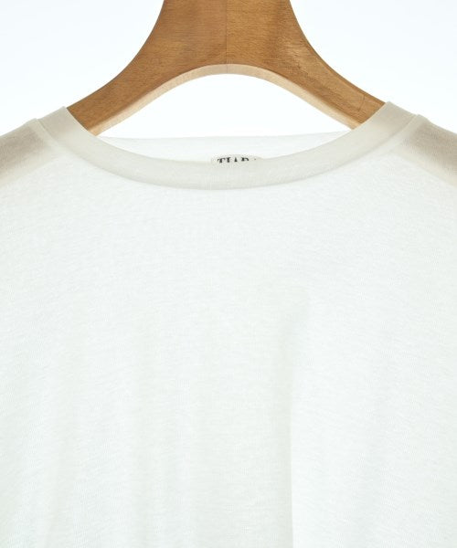 Tiara เสื้อยืด/เสื้อท็อปส์