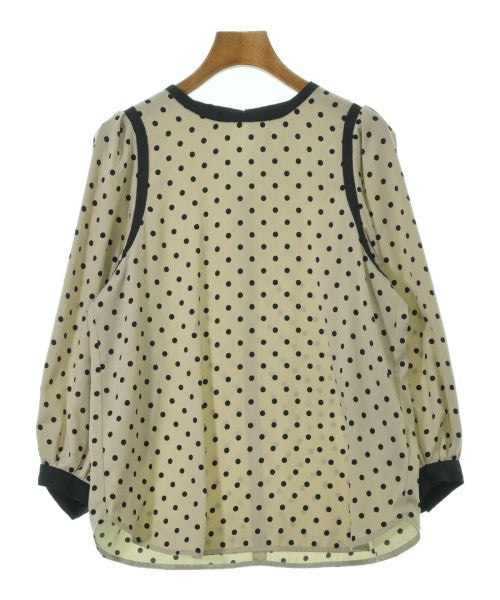 Tiara เสื้อสตรี