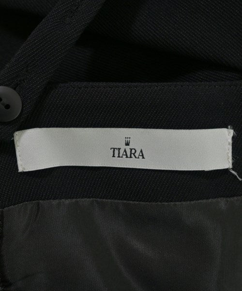 Tiara ชุดเอี๊ยม/เสื้อคลุมหลวมๆ/จั๊มสูท