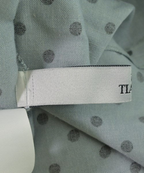 Tiara เสื้อสตรี