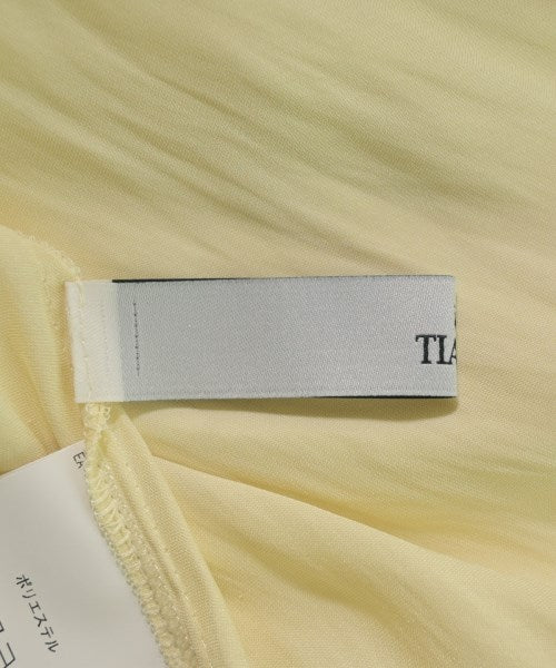 Tiara เสื้อสตรี
