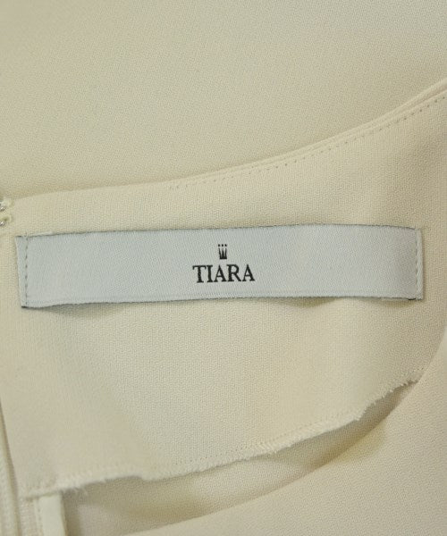 Tiara เสื้อลำลอง