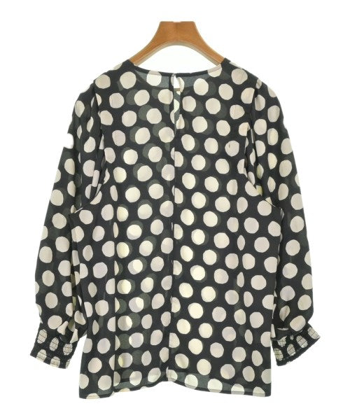 Tiara เสื้อสตรี