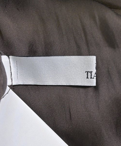 Tiara เสื้อสตรี