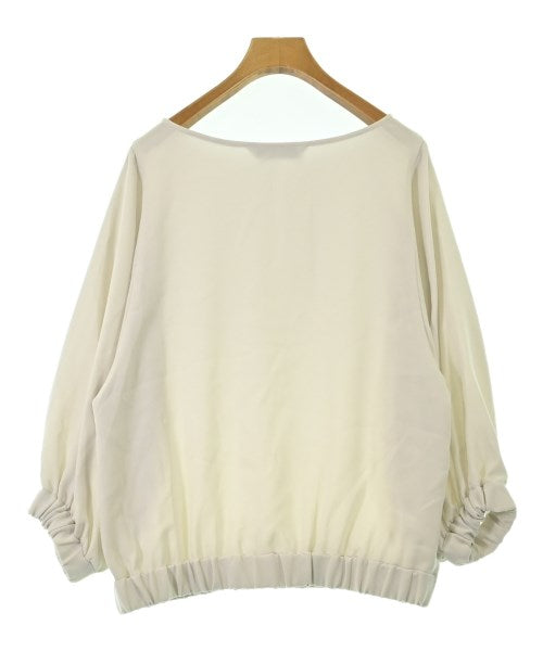 Tiara เสื้อสตรี