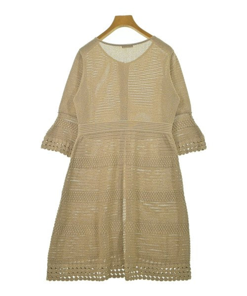 TO BE CHIC ชุดเดรส