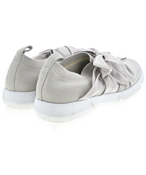 TO BE CHIC รองเท้าผ้าใบ