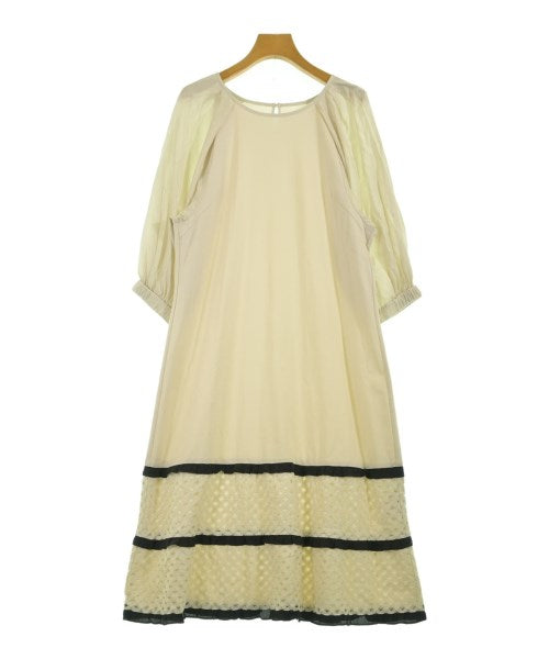 TO BE CHIC ชุดเดรส