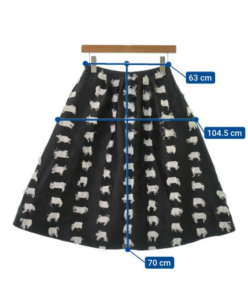 Chesty กระโปรงยาวถึงเข่า