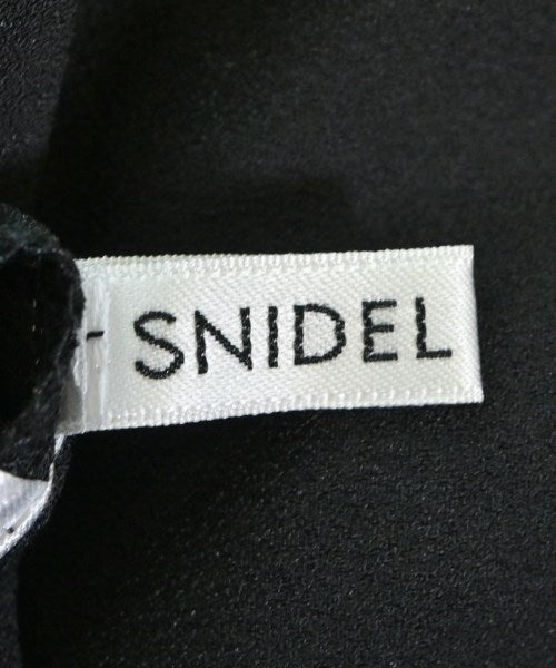 SNIDEL เสื้อสตรี