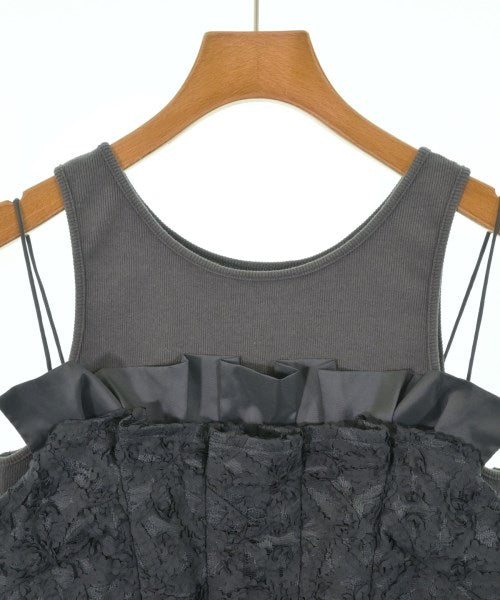 SNIDEL เสื้อสายเดี่ยว