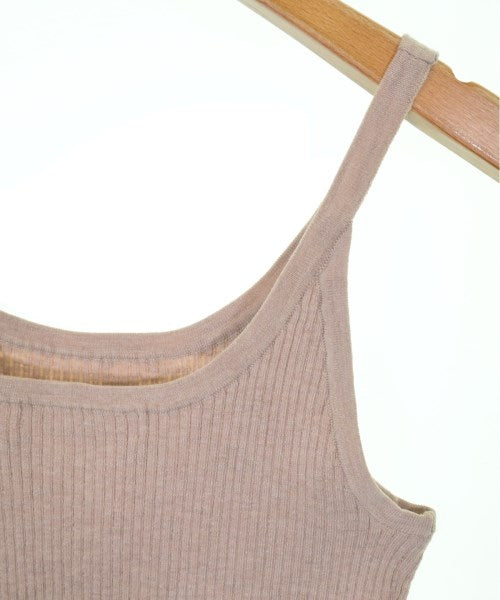 SNIDEL เสื้อแขนกุด