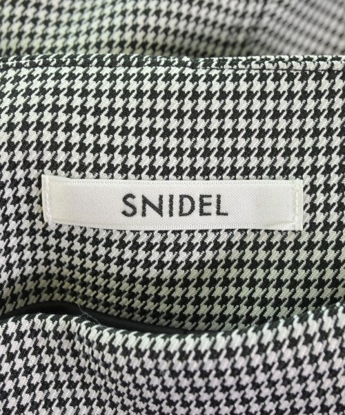SNIDEL กระโปรงยาวถึงเข่า