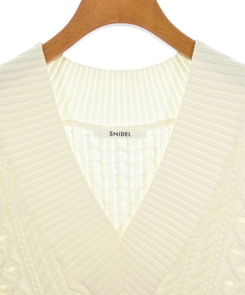 SNIDEL เสื้อแขนกุด