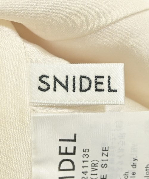 SNIDEL เสื้อสตรี