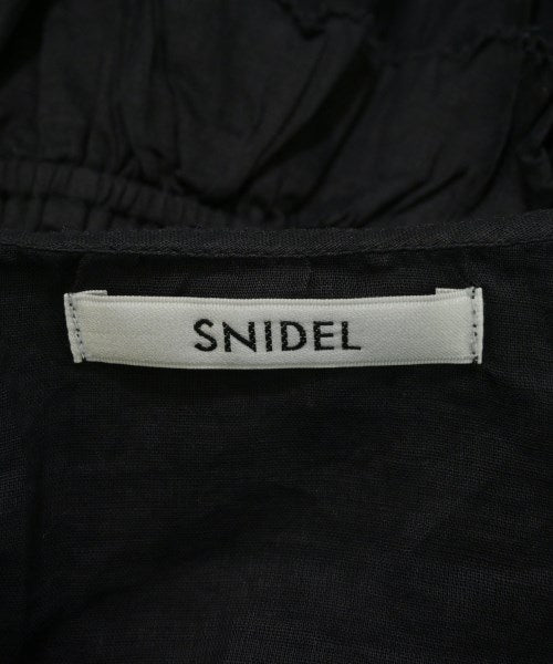 SNIDEL เสื้อสตรี