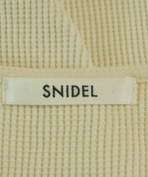 SNIDEL เสื้อยืด/เสื้อท็อปส์