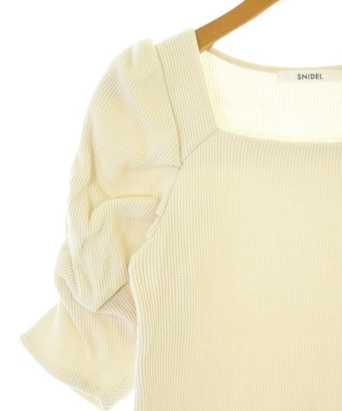 SNIDEL เสื้อยืด/เสื้อท็อปส์
