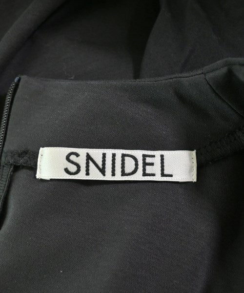 SNIDEL เสื้อยืด/เสื้อท็อปส์