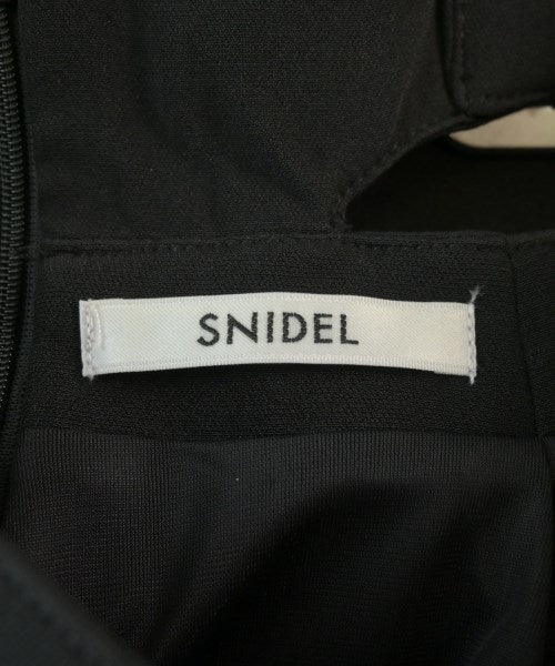 SNIDEL กระโปรงยาวถึงเข่า