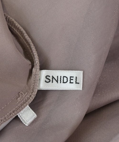 SNIDEL เสื้อสตรี