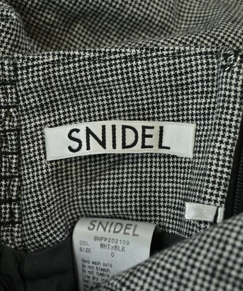 SNIDEL กางเกง อื่น