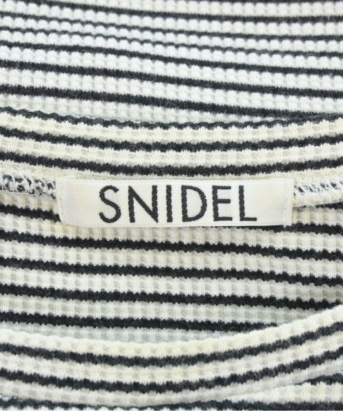 SNIDEL เสื้อยืด/เสื้อท็อปส์