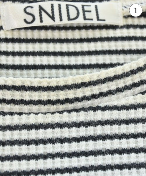 SNIDEL เสื้อยืด/เสื้อท็อปส์