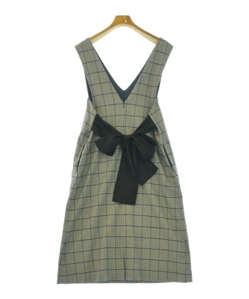 31 Sons de mode ชุดเดรส