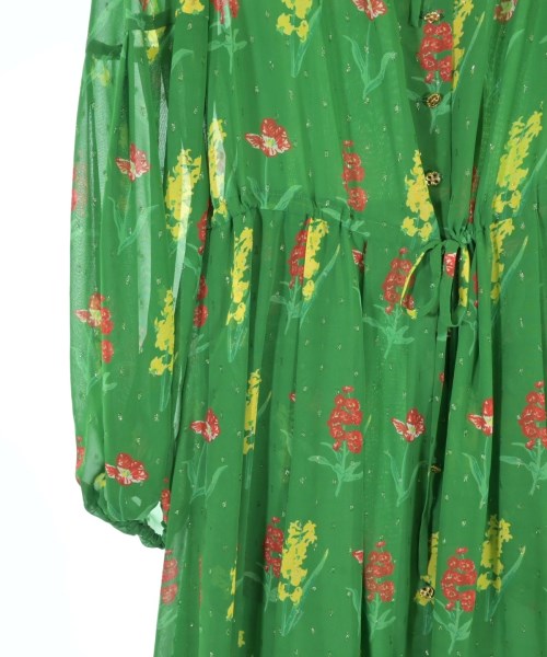 MUVEIL ชุดเดรส