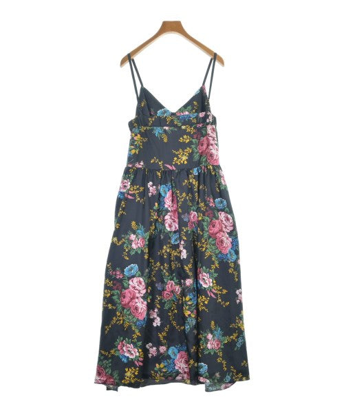 MUVEIL ชุดเดรส