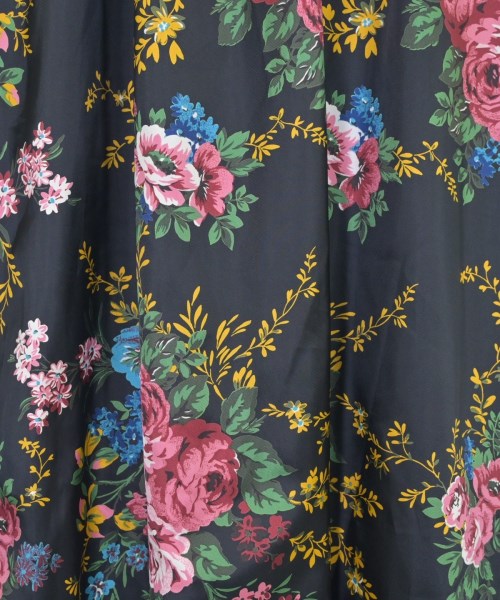 MUVEIL ชุดเดรส