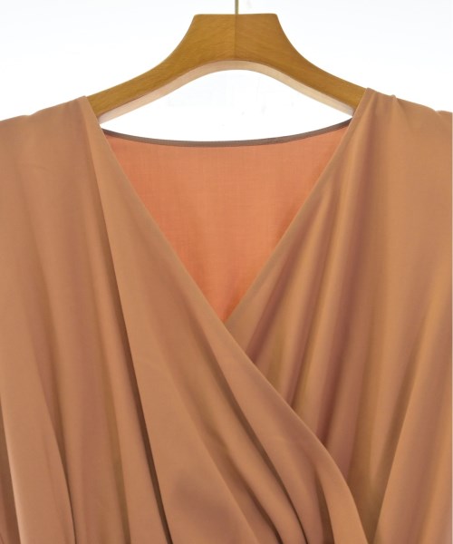 BEAMS Lights ชุดเดรส