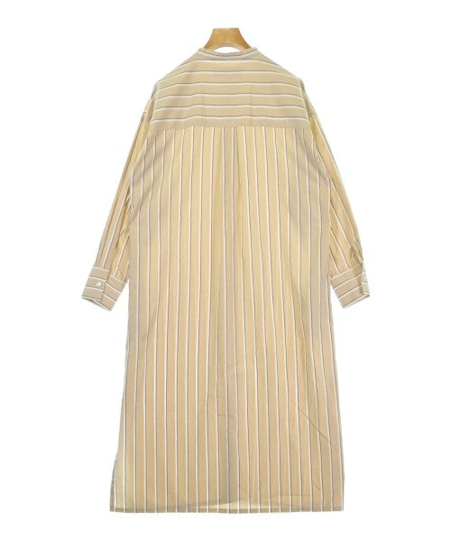 BEAMS Lights เดรสที่เป็นเสื้อเชิ้ตตัวยาว