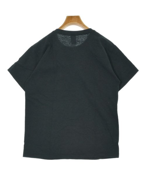 acca เสื้อยืด/เสื้อท็อปส์