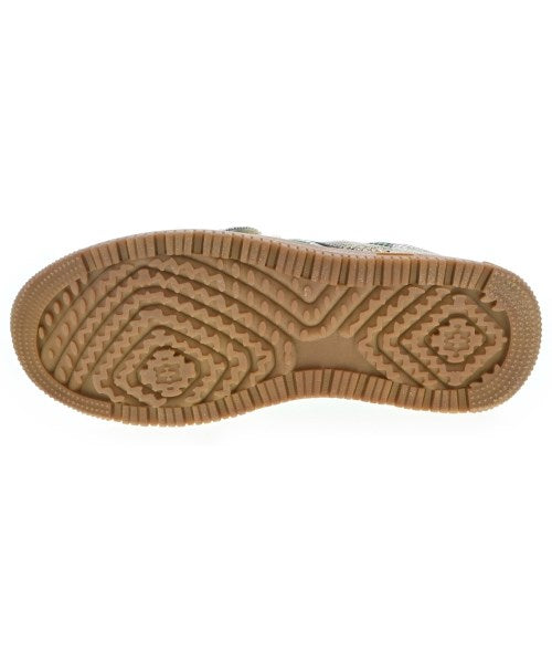 kolor รองเท้าผ้าใบ