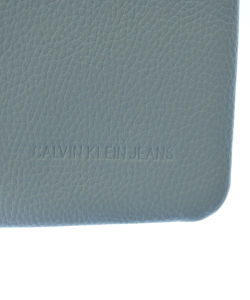 Calvin Klein Jeans คลัตช์