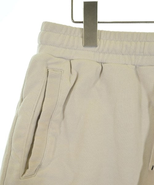 Calvin Klein Jeans กางเกงขาสั้น
