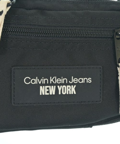 Calvin Klein Jeans กระเป๋าสะพาย