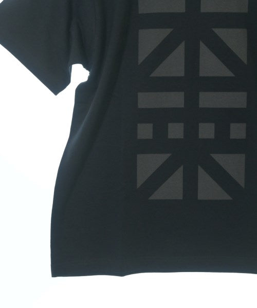 ANREALAGE เสื้อยืด/เสื้อท็อปส์