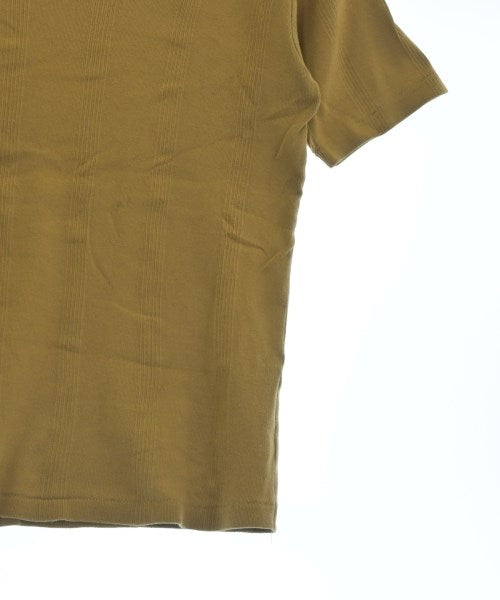 HUG O WaR เสื้อยืด/เสื้อท็อปส์