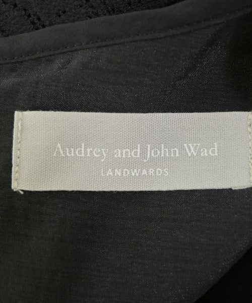 audrey and John Wad ชุดเอี๊ยม/เสื้อคลุมหลวมๆ/จั๊มสูท