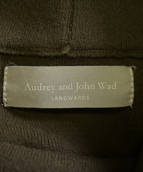 audrey and John Wad เสื้อกันหนาว
